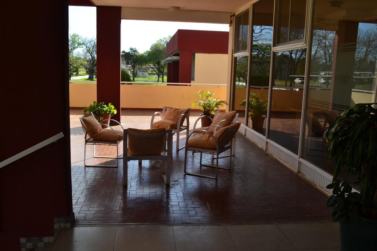 Manantiales Hotel De Turismo Monte Caseros Luaran gambar