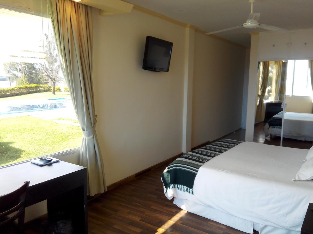 Manantiales Hotel De Turismo Monte Caseros Luaran gambar
